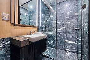 Bluesky Lumiere Riverside Luxury