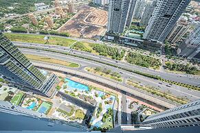 Bluesky Lumiere Riverside Luxury