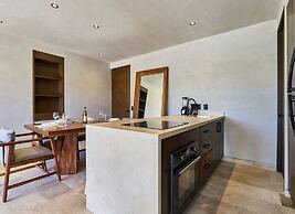 Bakal Residence By Lockey