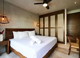 Bakal Residence By Lockey