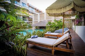 Bakal Residence By Lockey