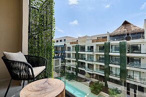 Bakal Residence By Lockey