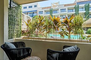 Bakal Residence By Lockey