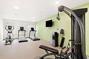 Woodspring Suites Denver Commerce City