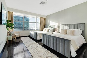 Roami at Brickell Arch