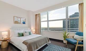 Roami at Brickell Arch