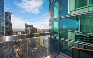 Roami at Brickell Arch