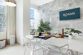 Roami at Brickell Arch