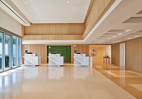 Roami at Brickell Arch