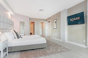 Roami at Brickell Arch