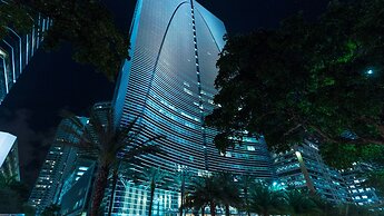 Roami at Brickell Arch