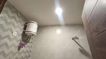 85 The Ganges 2 Bhk Apartment for Homestay