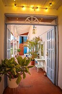 AURA BARICHARA HOTEL