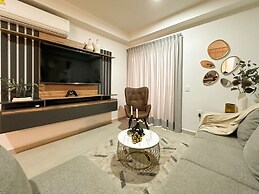 Bluu Lagoon Apartments