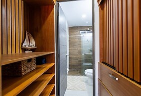 Bluu Lagoon Apartments