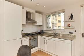The Queen s Park Getaway - Adorable 2bdr Flat With Terrace