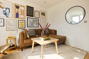 The Queen s Park Getaway - Adorable 2bdr Flat With Terrace
