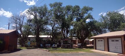 The Yucca Motel and Cabins