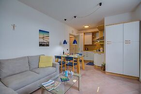 Mirabella Lake View & Private Parking