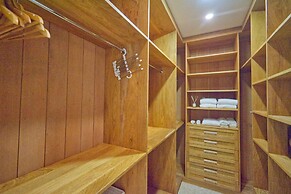 Luxury 6bdr Villa at Tortuga Bay Near Beach Golf