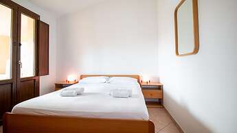 Casa Lyam in Cabras With 2 Bedrooms and 1 Bathrooms