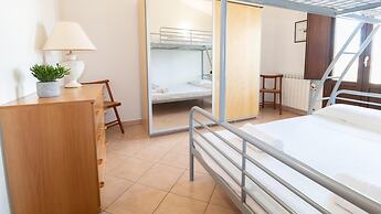 Casa Lyam in Cabras With 2 Bedrooms and 1 Bathrooms