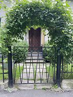 Eklinds Rum och Trädgård