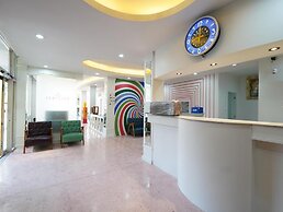 RoomQuest Hotel Pratunam