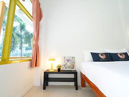 RoomQuest Hotel Pratunam