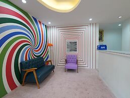 RoomQuest Hotel Pratunam