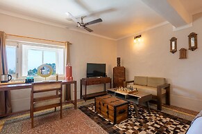 Maati Resort by the Lake Hill