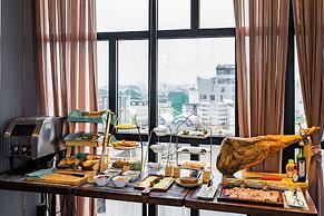 Minerva Premium Hotel