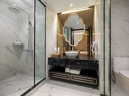 Minerva Premium Hotel