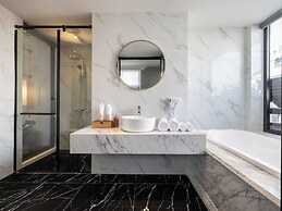 Minerva Premium Hotel