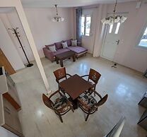 Achilleas Rentals in Kamena Vourla