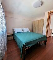 Achilleas Rentals in Kamena Vourla