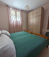 Achilleas Rentals in Kamena Vourla