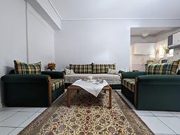 Central Apartment in Agios Konstantinos