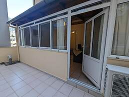 Central Apartment in Agios Konstantinos