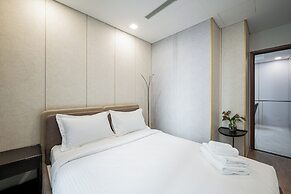 Landmark Apartment in Vinhomes Central Park