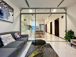 Landmark Apartment in Vinhomes Central Park
