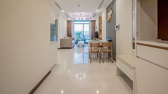 Landmark Apartment in Vinhomes Central Park