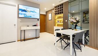 Landmark Apartment in Vinhomes Central Park