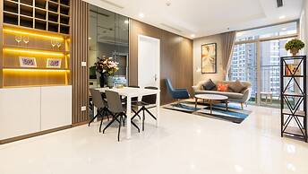 Landmark Apartment in Vinhomes Central Park