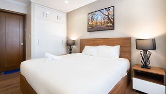 Landmark Apartment in Vinhomes Central Park