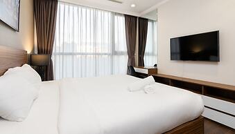 Landmark Apartment in Vinhomes Central Park