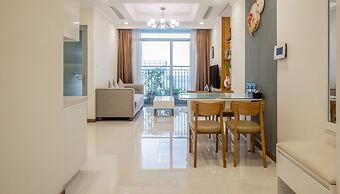 Landmark Apartment in Vinhomes Central Park