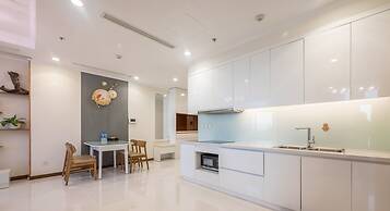 Landmark Apartment in Vinhomes Central Park