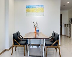 Landmark Apartment in Vinhomes Central Park