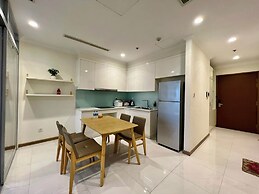 Landmark Apartment in Vinhomes Central Park